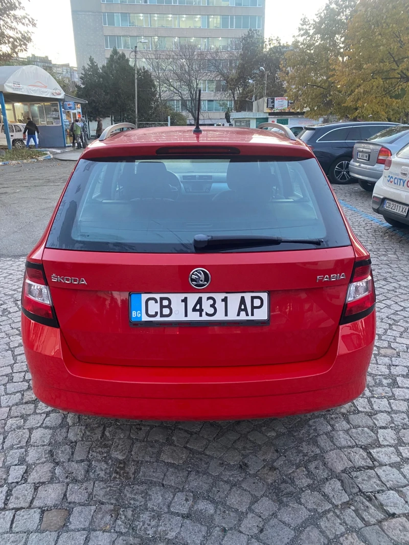 Skoda Fabia, снимка 5 - Автомобили и джипове - 48284991