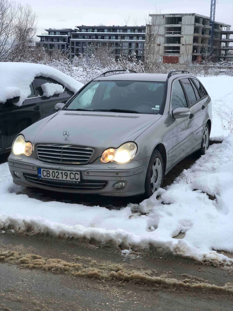 Mercedes-Benz C 220 FACELIFT ОМ646, снимка 2 - Автомобили и джипове - 48655170