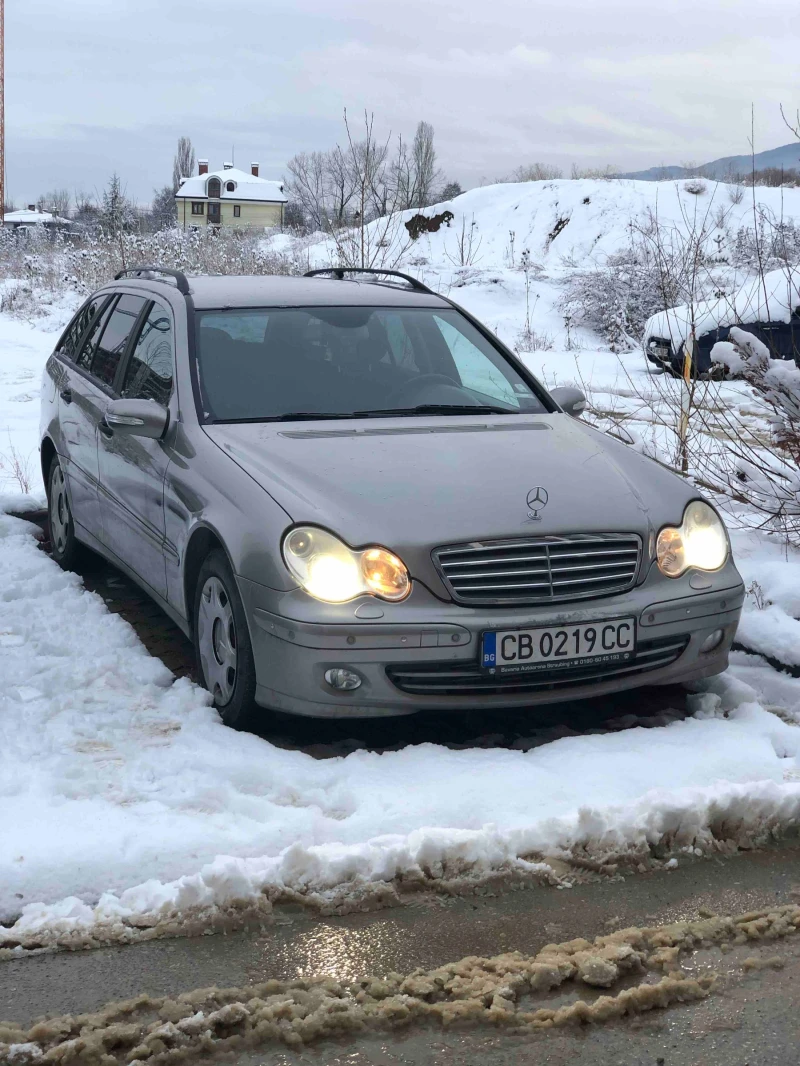 Mercedes-Benz C 220 FACELIFT ОМ646, снимка 3 - Автомобили и джипове - 48655170