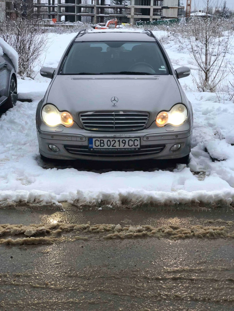 Mercedes-Benz C 220 FACELIFT ОМ646, снимка 5 - Автомобили и джипове - 48655170