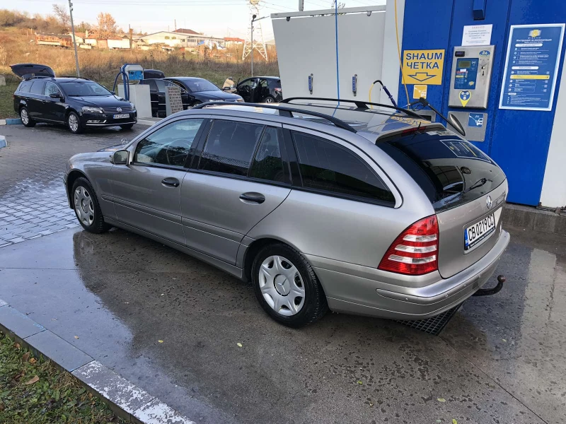 Mercedes-Benz C 220 FACELIFT ОМ646, снимка 6 - Автомобили и джипове - 48655170