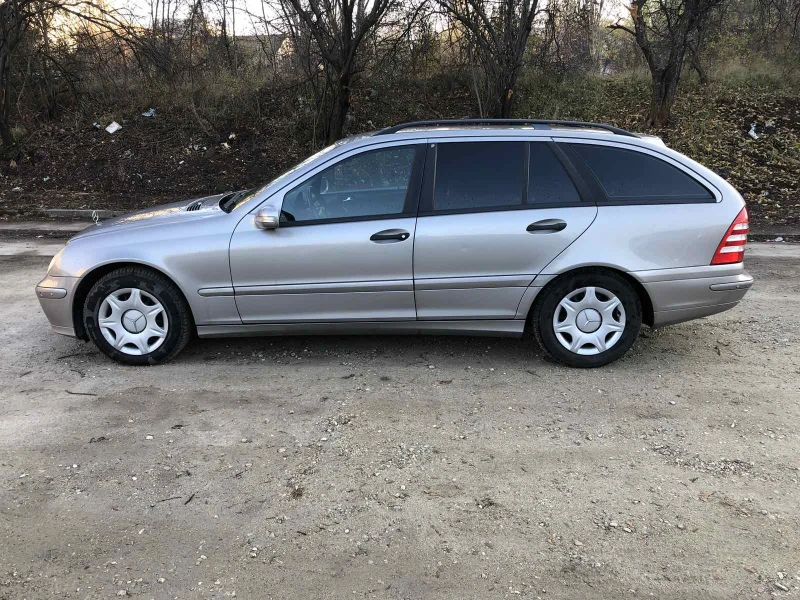 Mercedes-Benz C 220 FACELIFT ОМ646, снимка 7 - Автомобили и джипове - 48655170