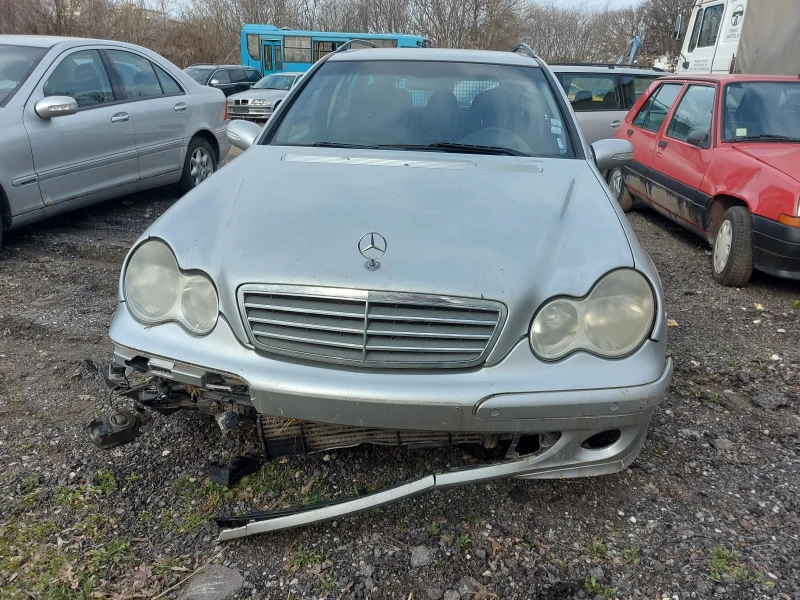 Mercedes-Benz C 220 W203, снимка 5 - Автомобили и джипове - 49553794