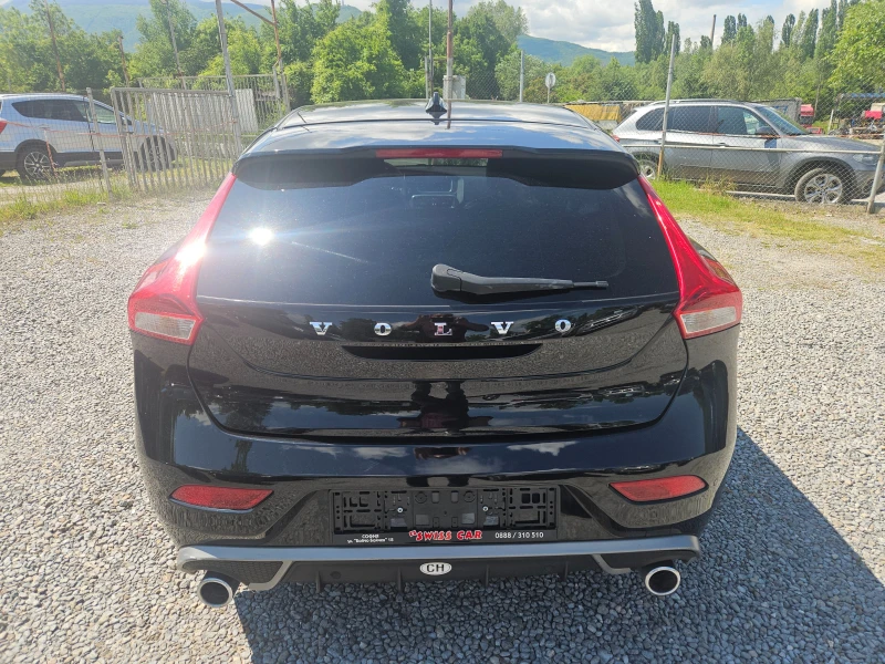 Volvo V40 2.0 D2/120k.c R design, снимка 15 - Автомобили и джипове - 50457028