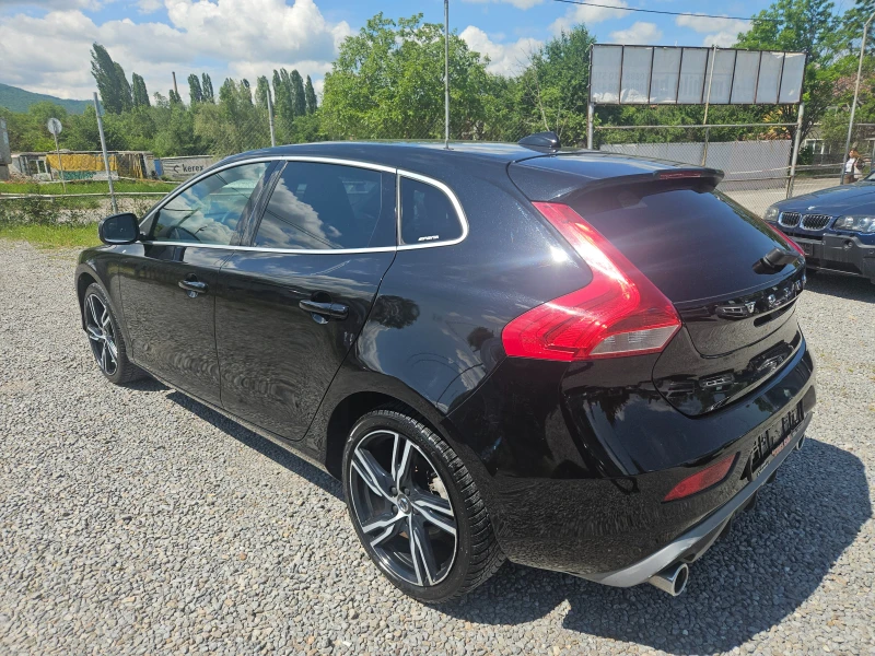 Volvo V40 2.0 D2/120k.c R design, снимка 5 - Автомобили и джипове - 50457028