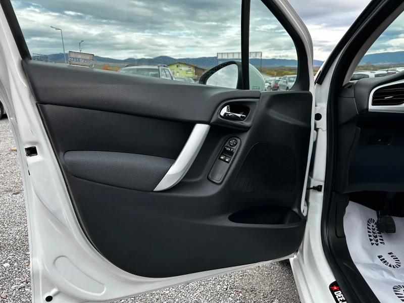 Citroen C3 1.4HDi-EXCLUSIVE-ПАНОРАМА-78000км-NEW-TOP, снимка 8 - Автомобили и джипове - 52363189
