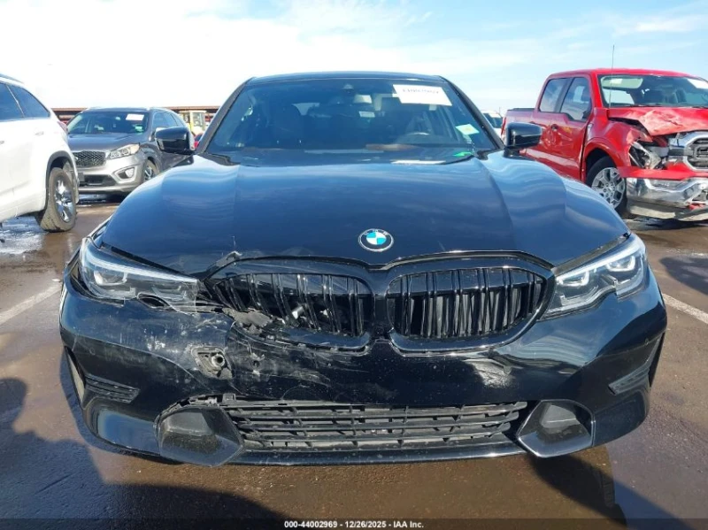 BMW 330 2l I, снимка 12 - Автомобили и джипове - 53395454