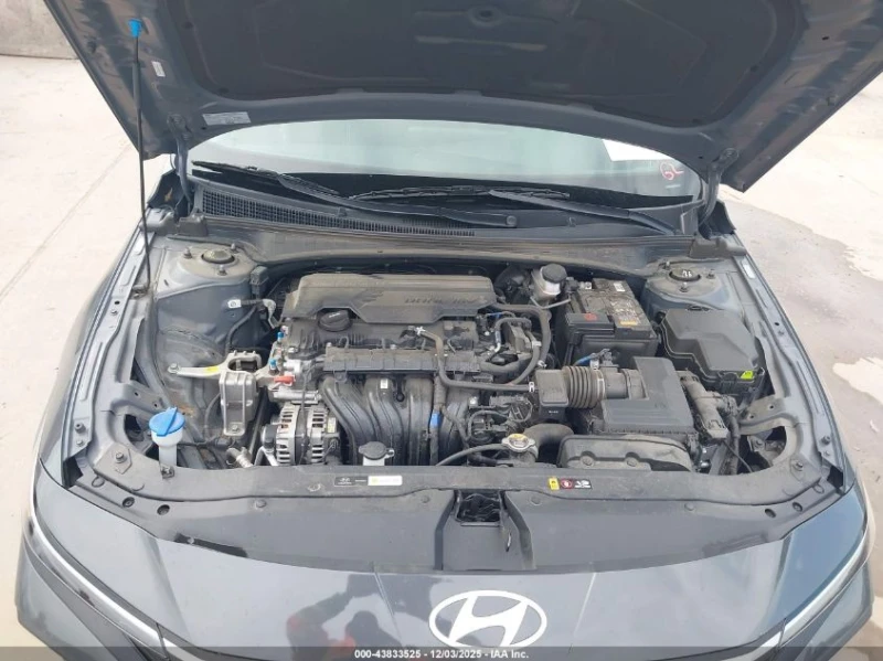 Hyundai Elantra 2l Sel, снимка 10 - Автомобили и джипове - 53397319