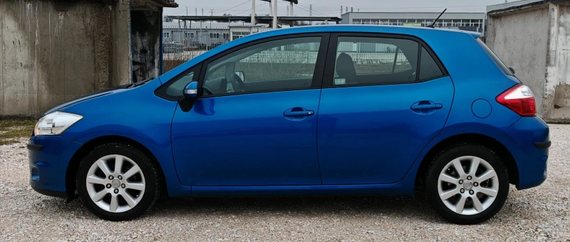 Toyota Auris 1.6i 16V Valvematic* Facelift* , снимка 6 - Автомобили и джипове - 53446247