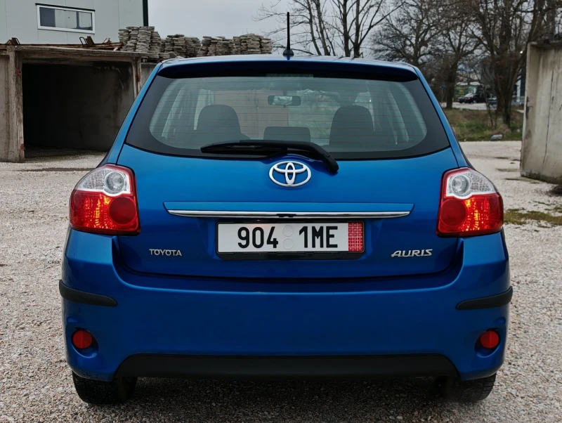Toyota Auris 1.6i 16V Valvematic* Facelift* , снимка 3 - Автомобили и джипове - 53446247