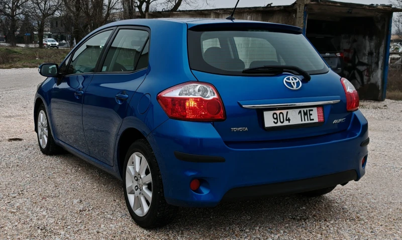 Toyota Auris 1.6i 16V Valvematic* Facelift* , снимка 4 - Автомобили и джипове - 53446247