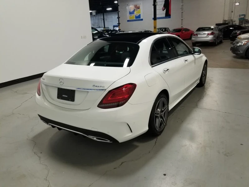 Mercedes-Benz C 300 4MATIC * АвтоКредит* (ЦЕНА ДО БГ), снимка 8 - Автомобили и джипове - 53448445