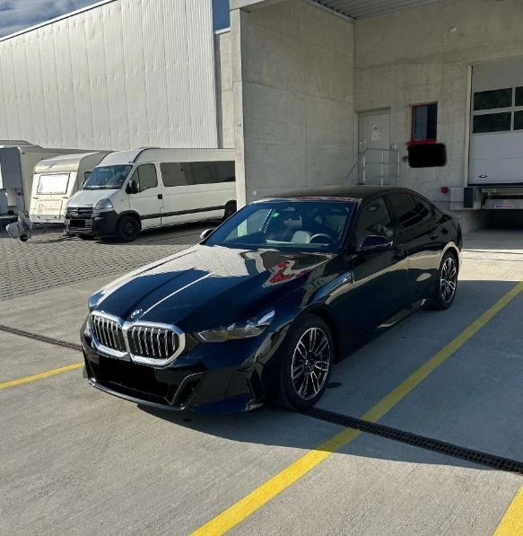 BMW 520 d xDrive M Sport, снимка 1 - Автомобили и джипове - 47427325