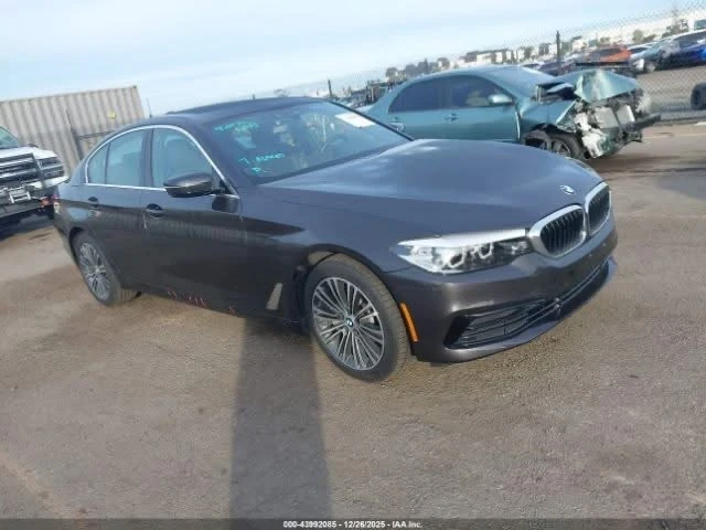 BMW 530 i , снимка 3 - Автомобили и джипове - 53010851