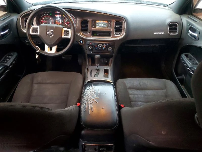 Dodge Charger 3.6L 6 Rear-wheel drive, снимка 8 - Автомобили и джипове - 53989632