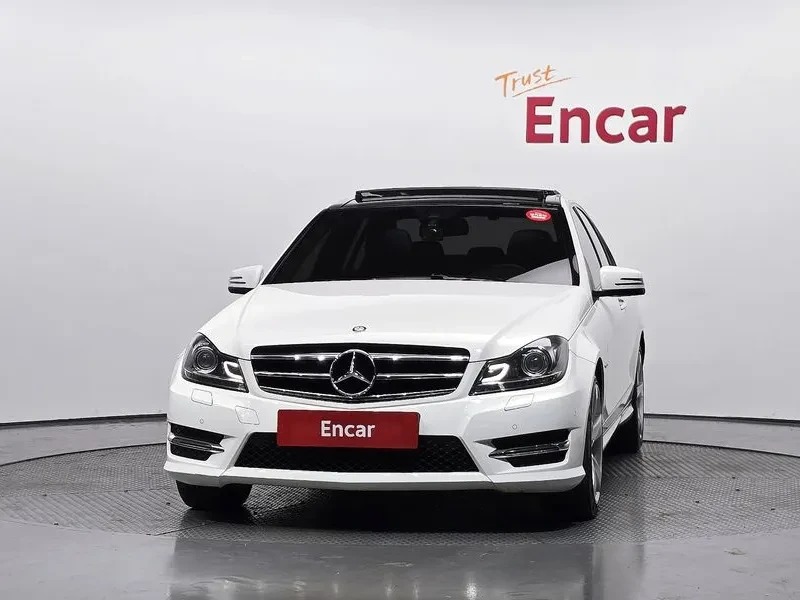 Mercedes-Benz C 220 2.2, снимка 3 - Автомобили и джипове - 54278138