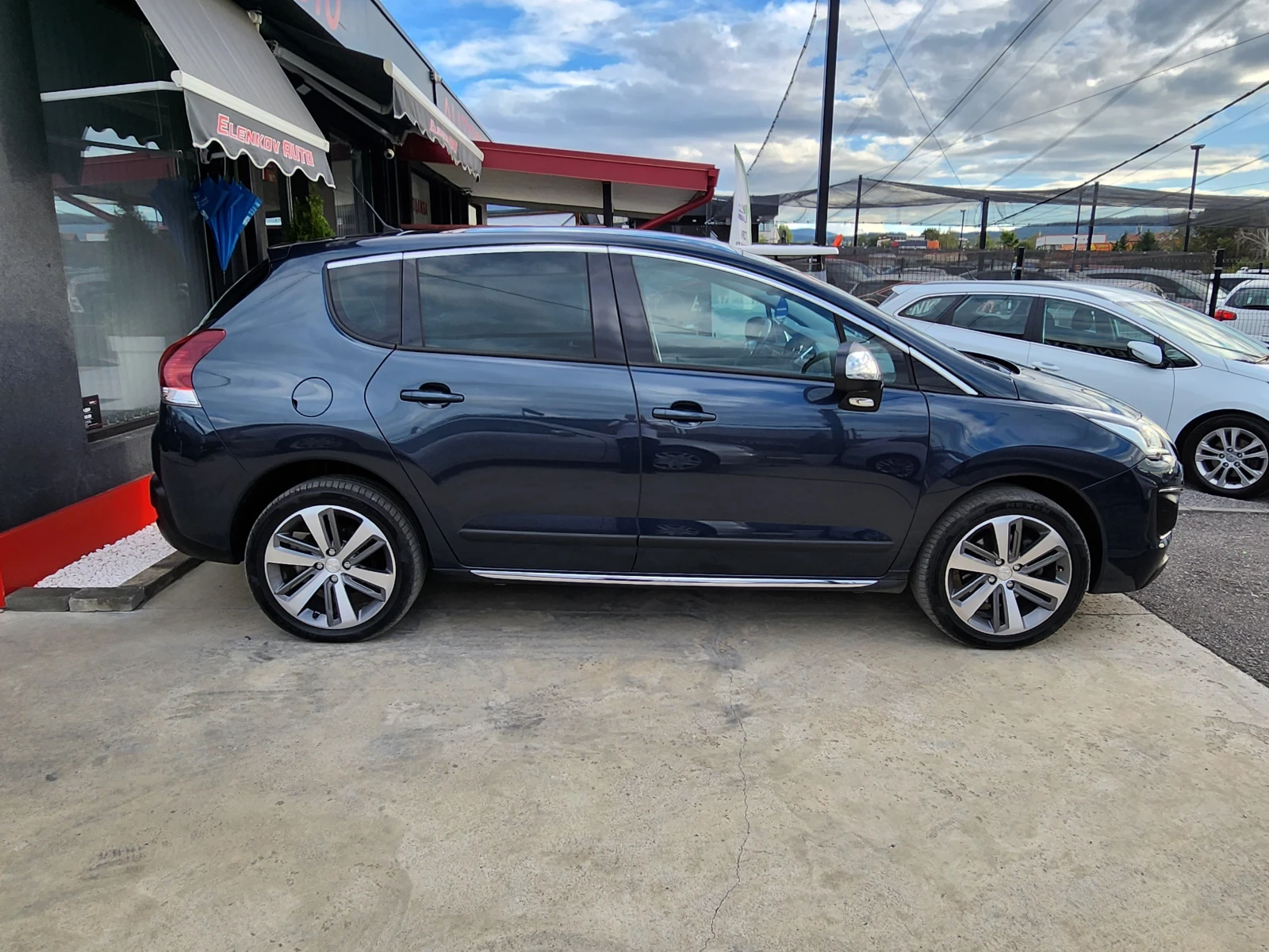 Peugeot 3008 ALLURE 1.6I-156к.с-АВТОМАТИК-ШВЕЙЦАРИЯ - изображение 5