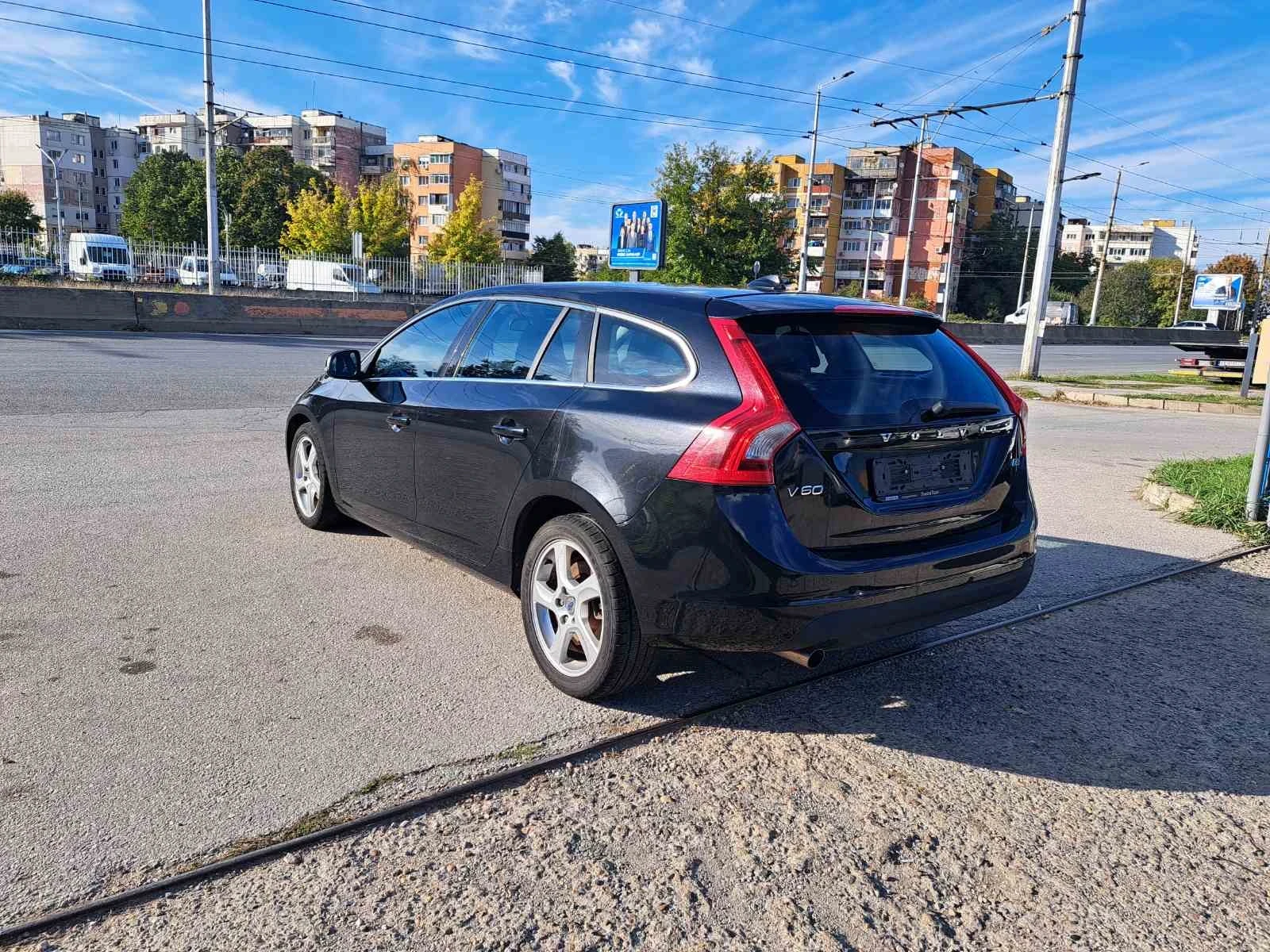 Volvo V60 D3 - изображение 4