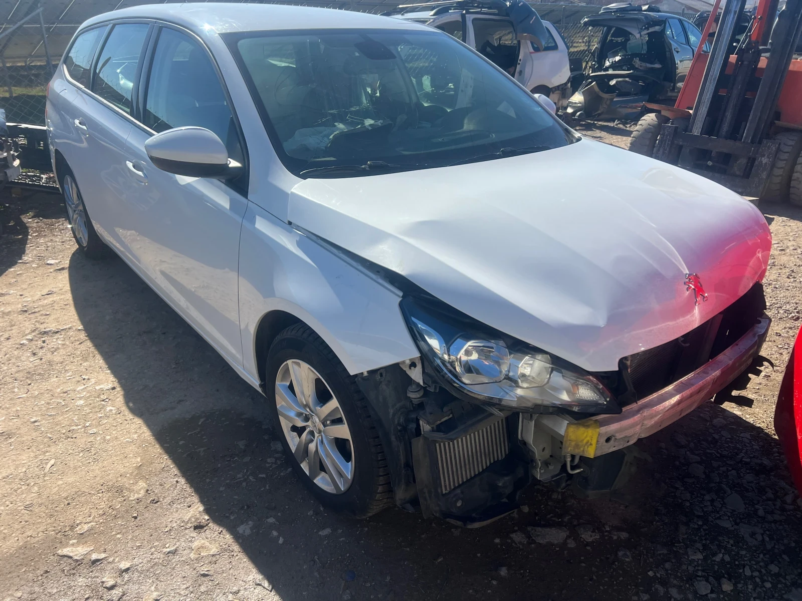Peugeot 308 1.6BlueHDI - изображение 4