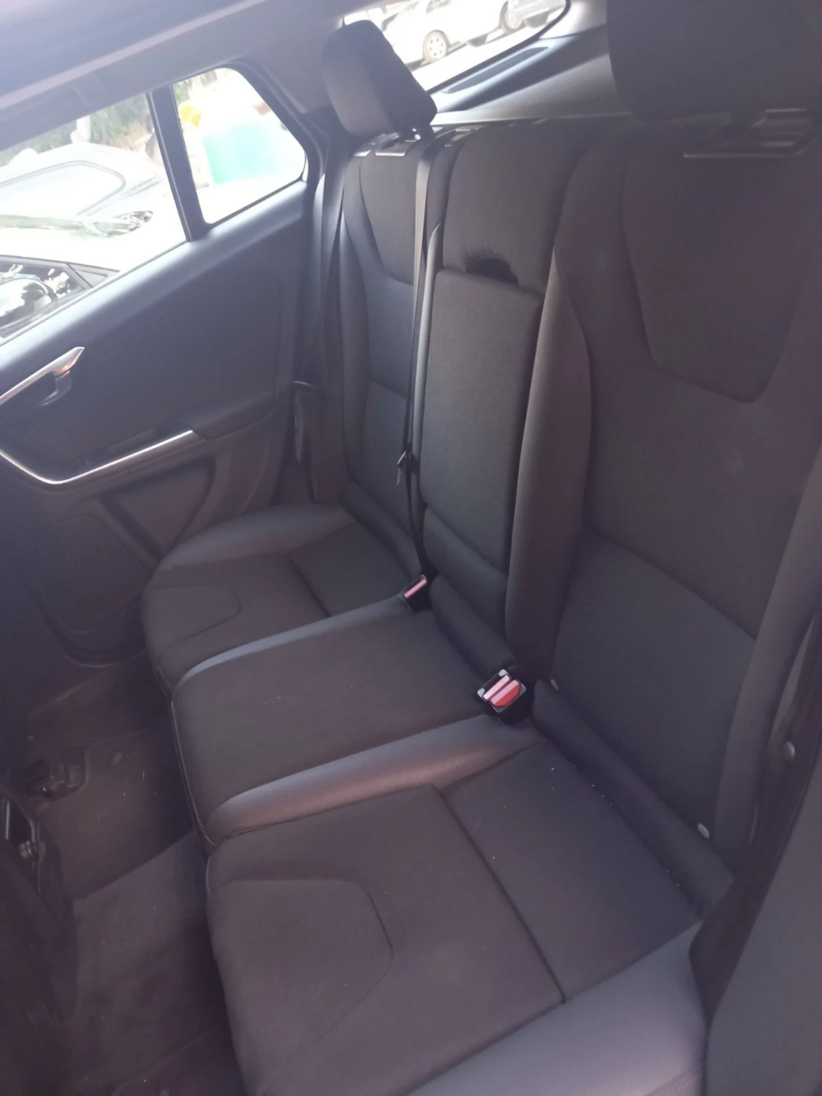 Volvo V60 2.0 D.  Т5  .163к.с - изображение 8