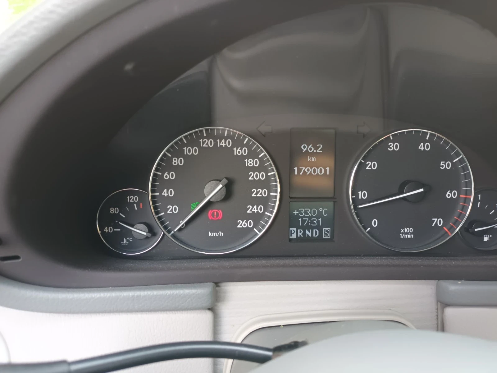 Mercedes-Benz C 240 Elegance - изображение 6