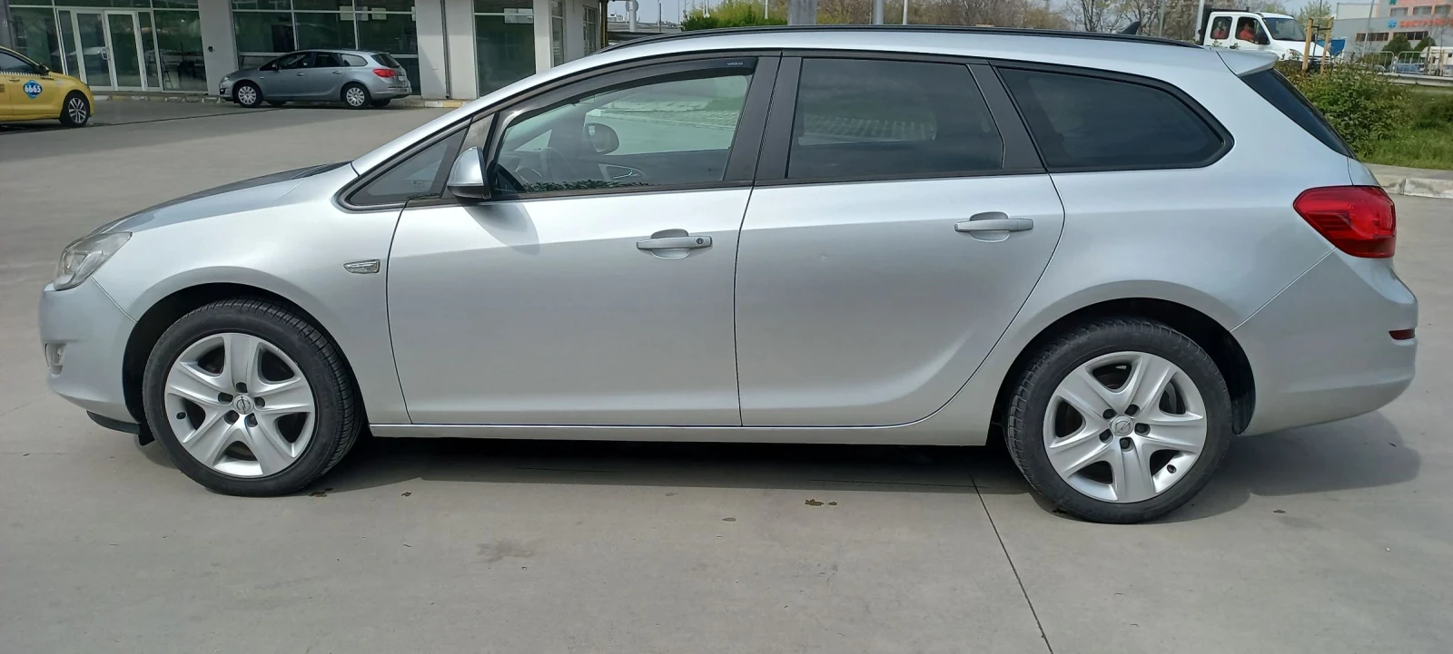 Opel Astra 1.7CDTI Navi - изображение 8