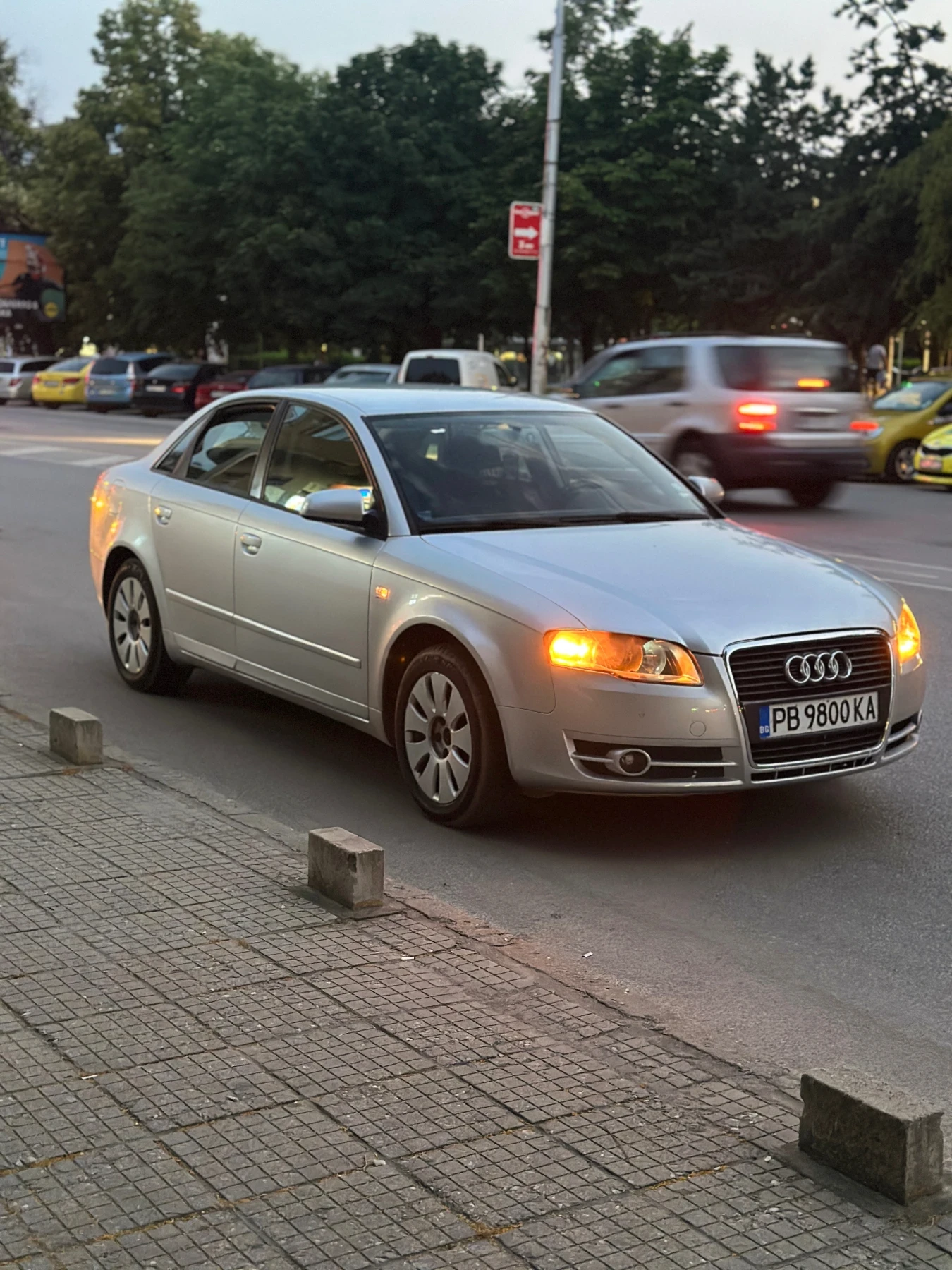 Audi A4 2000 - изображение 2