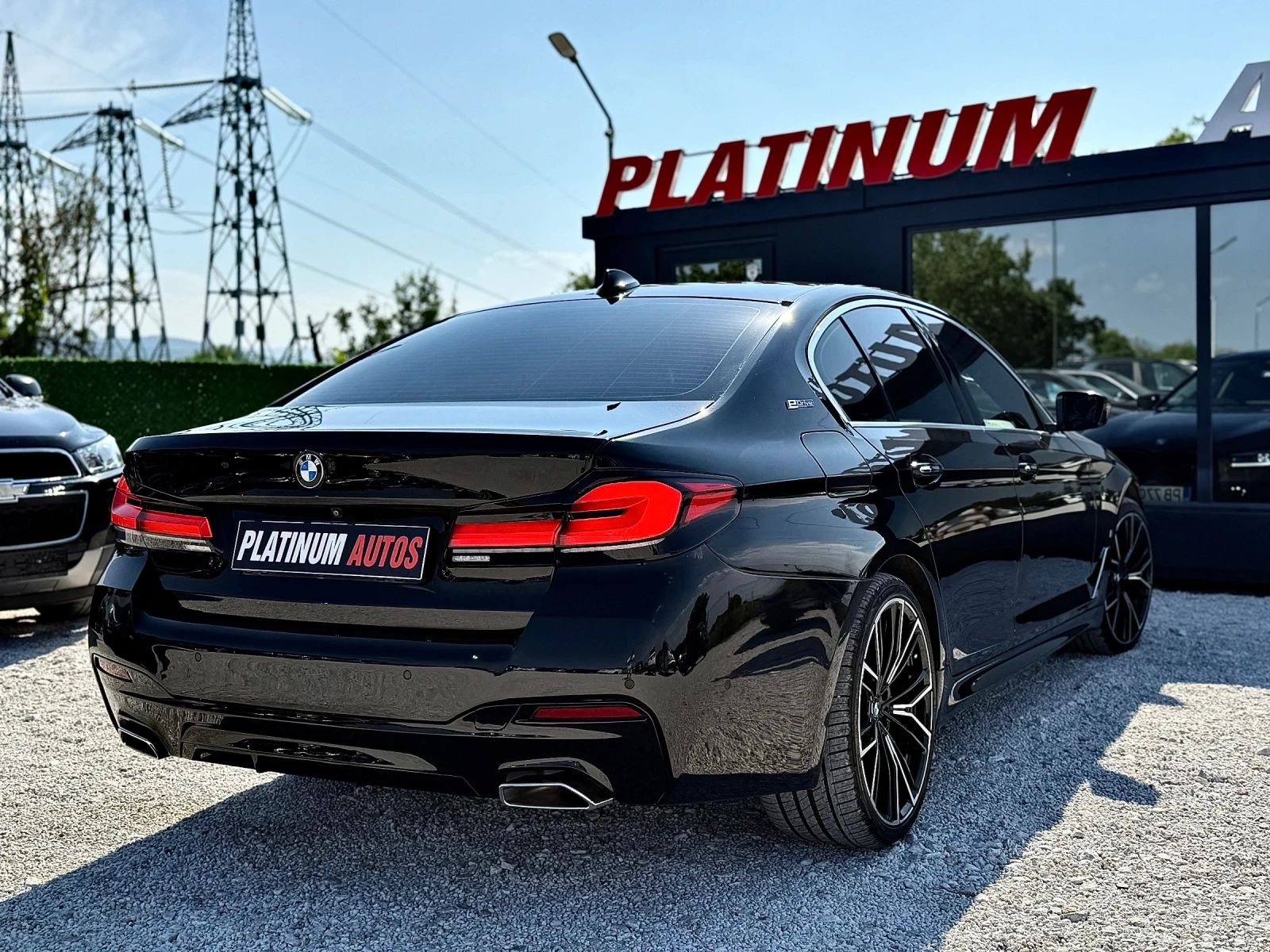 BMW 530E ///M-PACK* FACE-LIFT - изображение 8