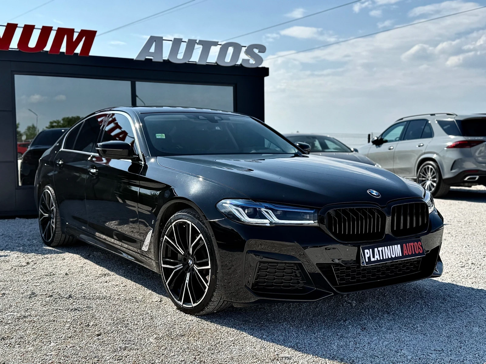 BMW 530E ///M-PACK* FACE-LIFT - изображение 3