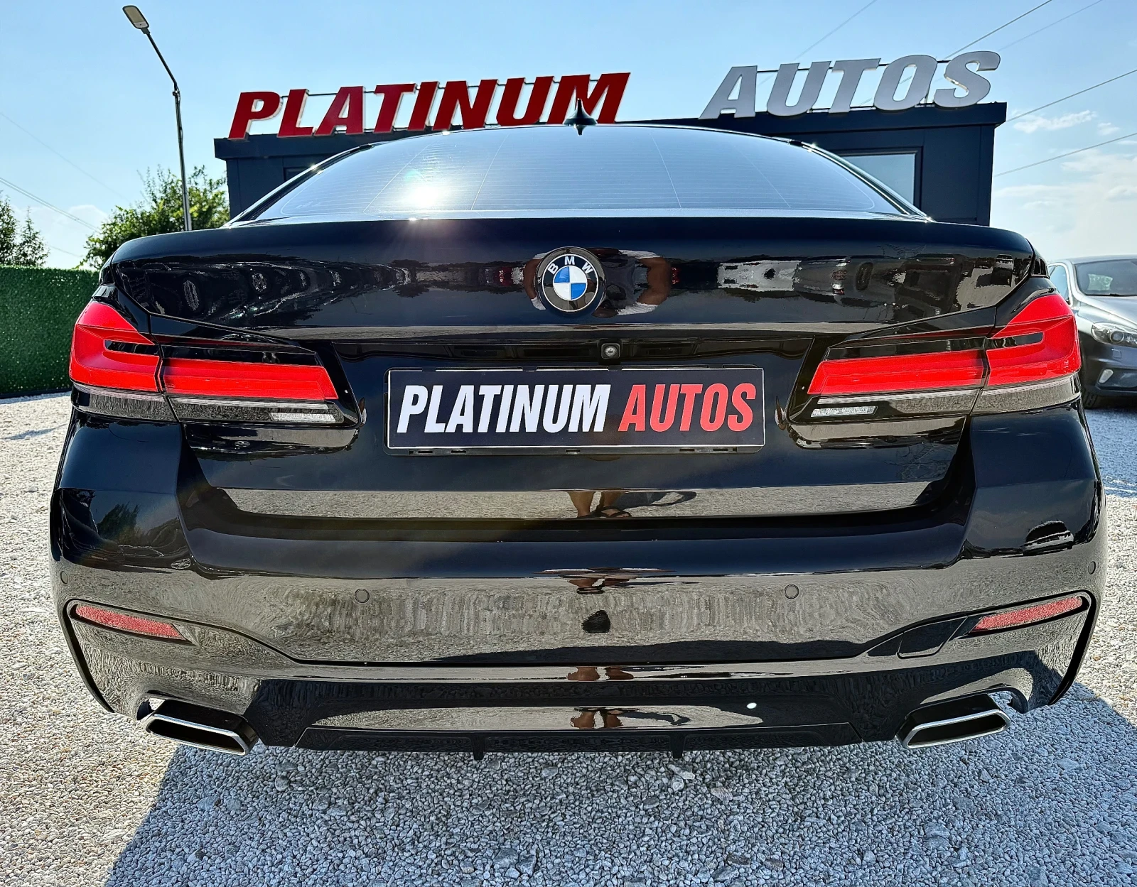 BMW 530E ///M-PACK* FACE-LIFT - изображение 7