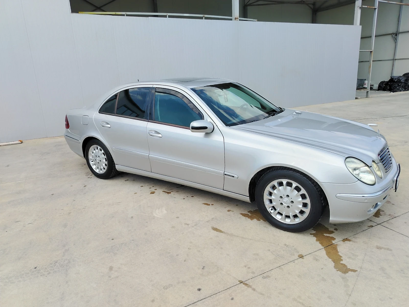 Mercedes-Benz E 270  - изображение 3