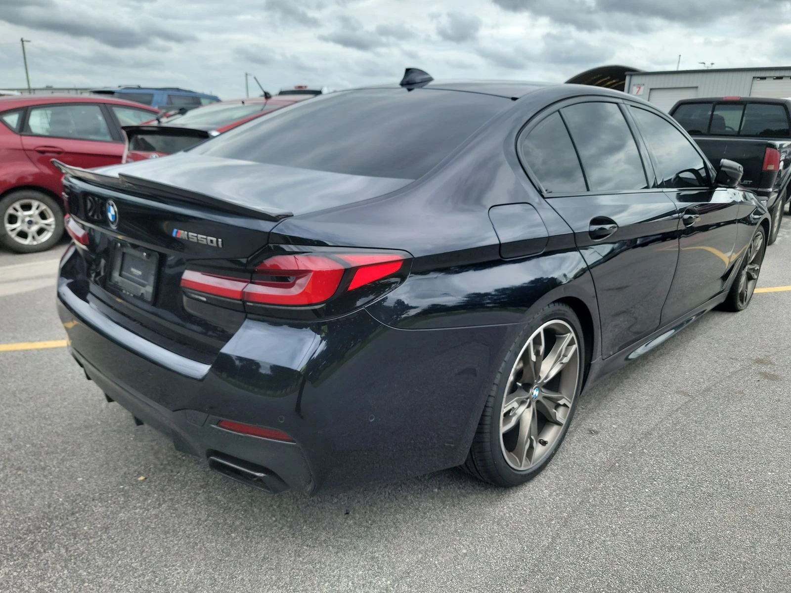 BMW 550 M550i xDrive* Fully loaded - изображение 6
