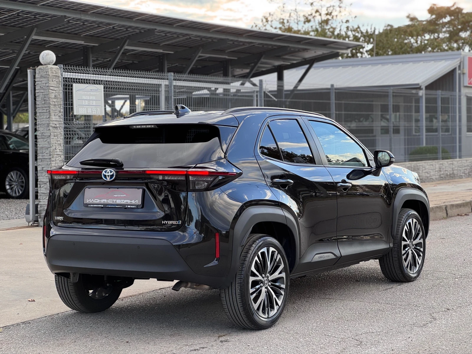 Toyota Yaris Cross Executive 1.5i Hybrid * 17хил.км* ГАРАНЦИЯ*  - изображение 5