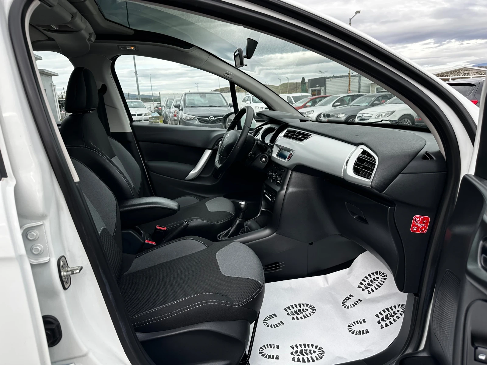 Citroen C3 1.4HDi-EXCLUSIVE--78000-NEW-TOP | Mobile.bg   15