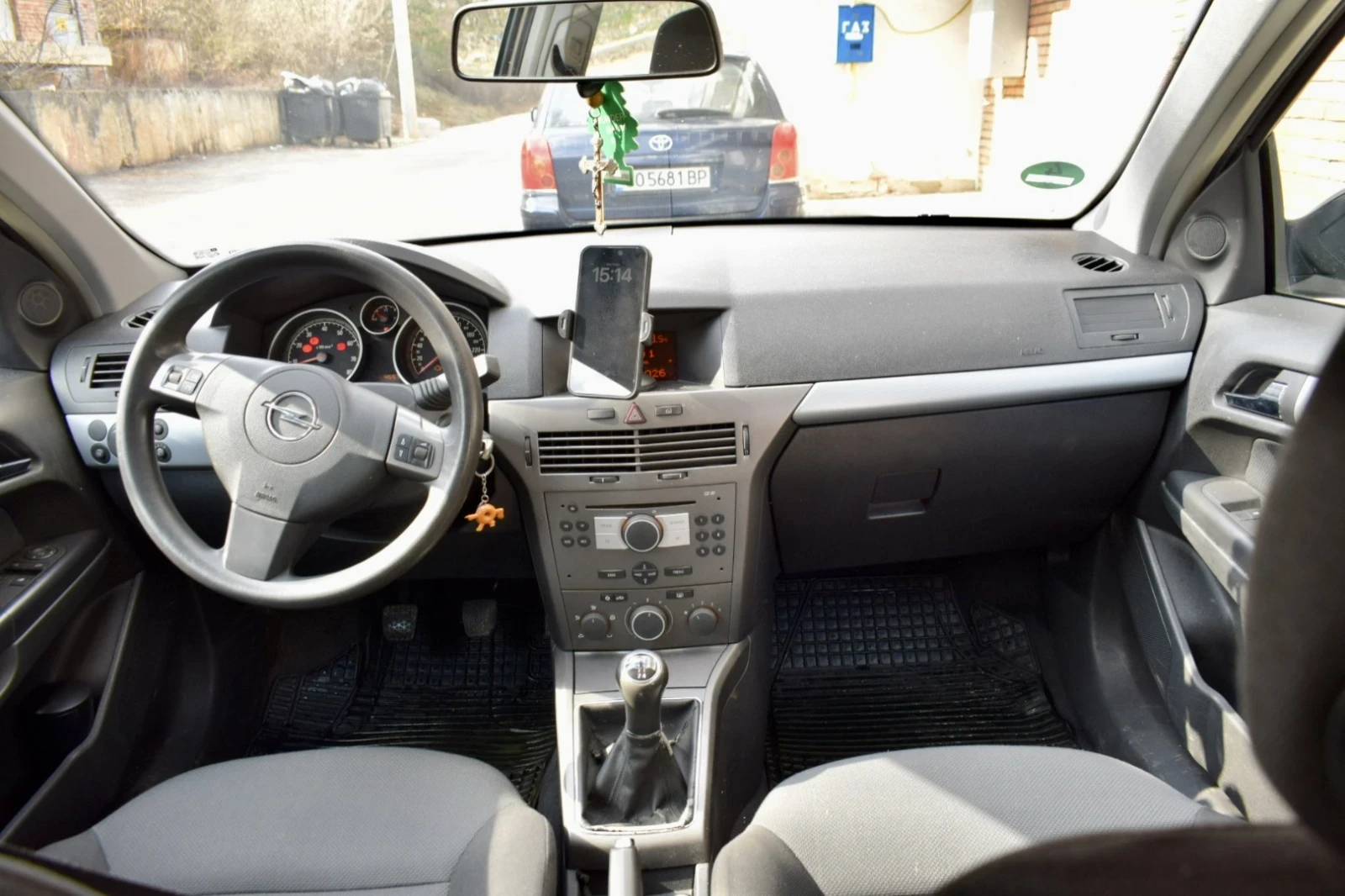 Opel Astra H 1.6i , снимка 10 - Автомобили и джипове - 53394649