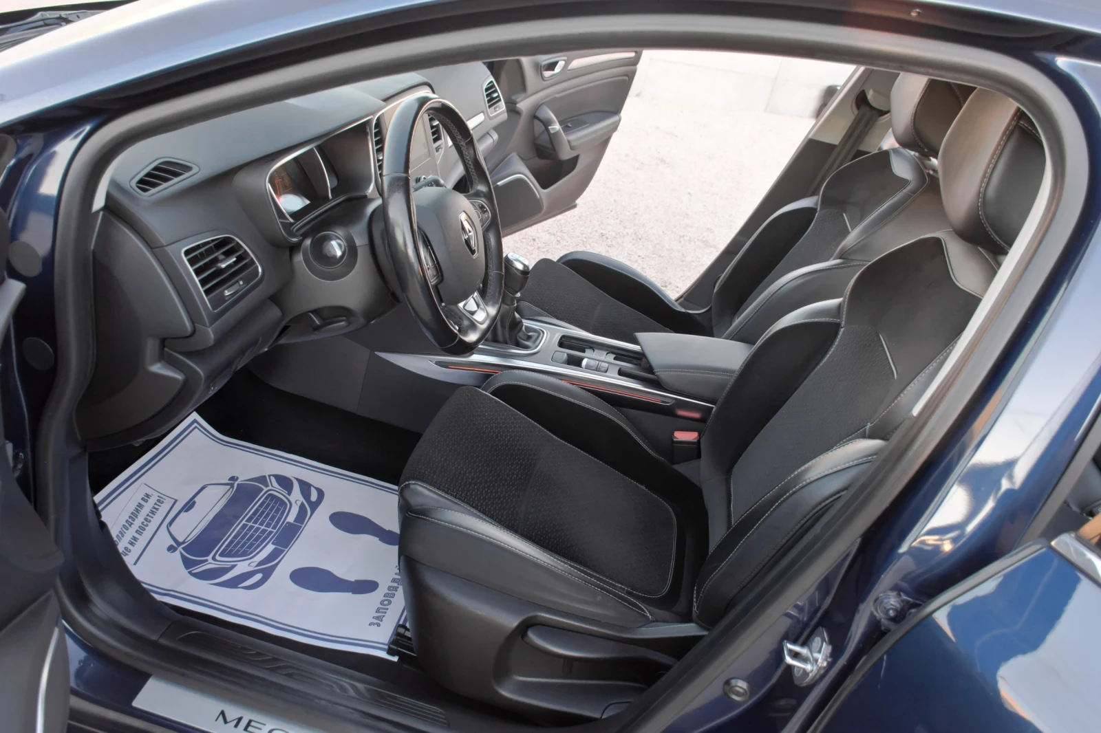 Renault Megane  1, 2i TURBO-100k.c.6ckop.LED, FACELiFT, EBPO 6!, снимка 11 - Автомобили и джипове - 54061258