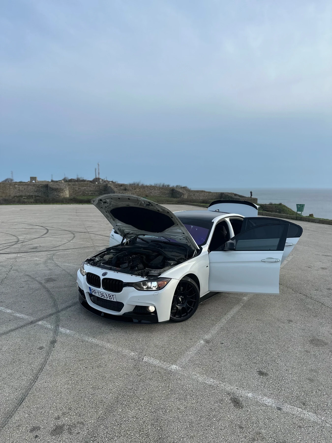 BMW 330 MPerformance нов мотор! REBUILD! Само задно, снимка 7 - Автомобили и джипове - 54079548