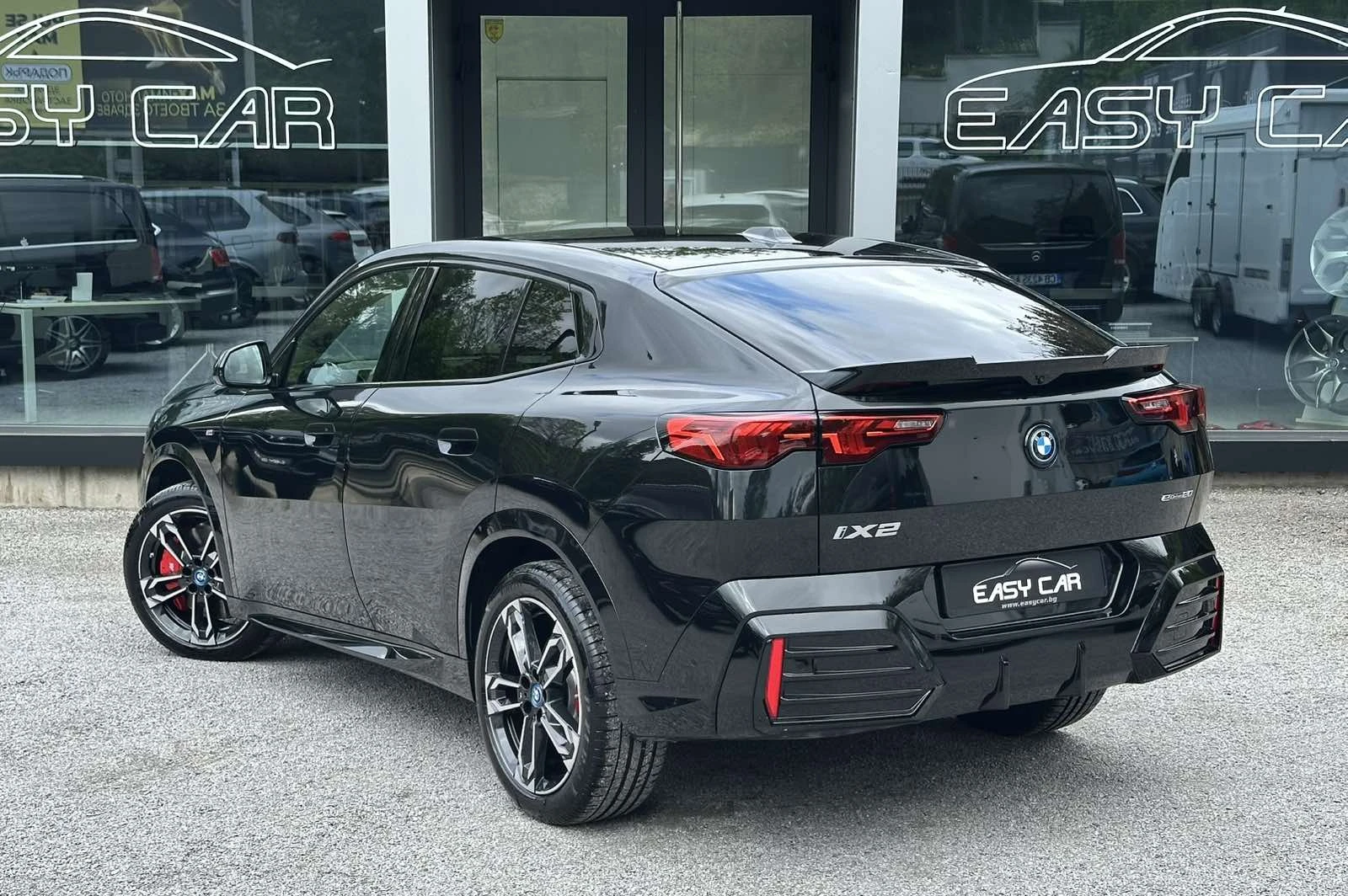 BMW iX2 eDrive20, снимка 5 - Автомобили и джипове - 54502675