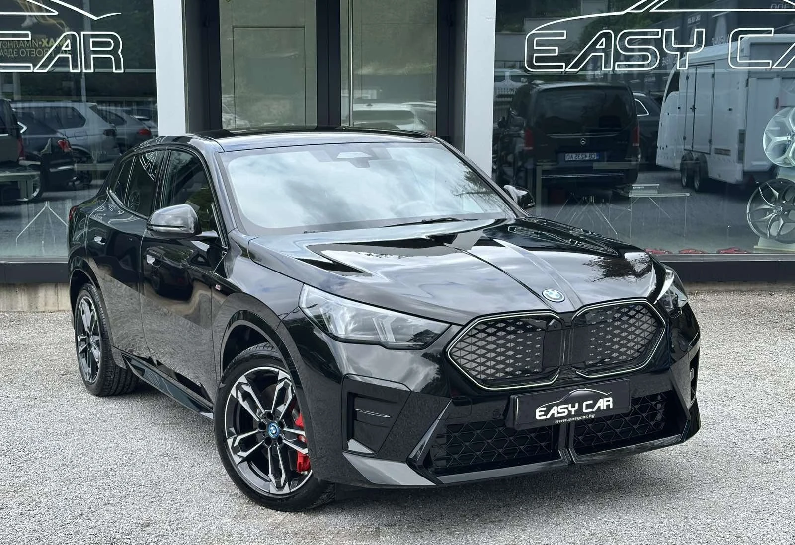 BMW iX2 eDrive20, снимка 3 - Автомобили и джипове - 54502675
