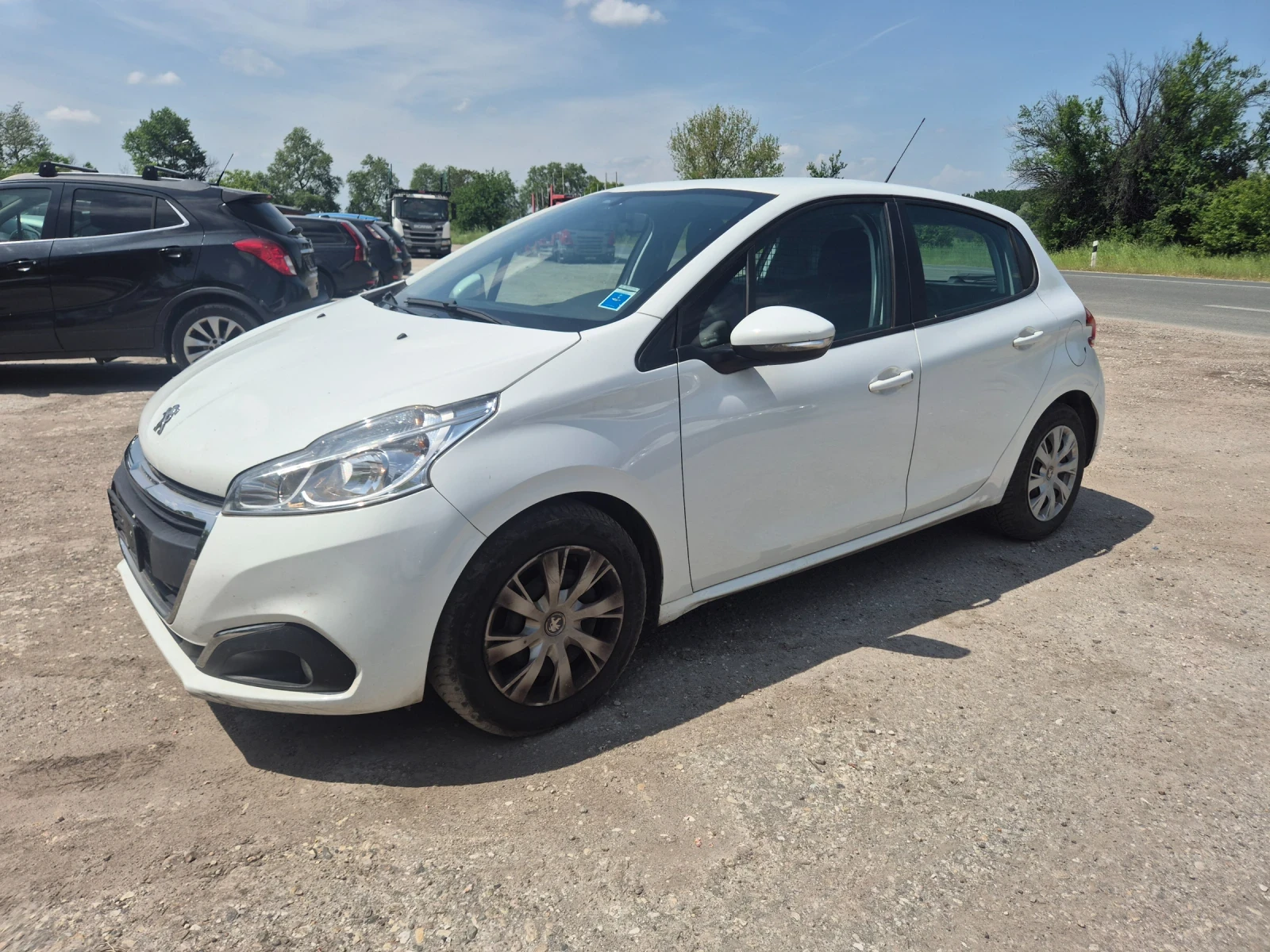 Peugeot 208 1, 6HDI, EURO 6B, снимка 3 - Автомобили и джипове - 54509791