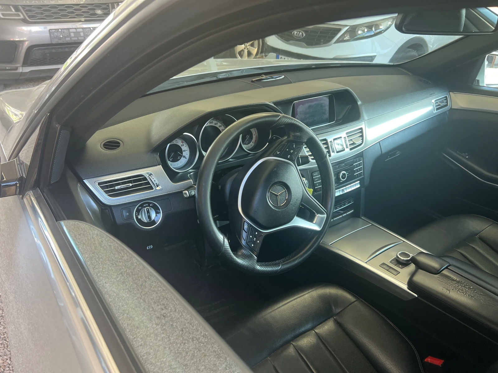Mercedes-Benz E 350 Германия перфект, снимка 10 - Автомобили и джипове - 54814251