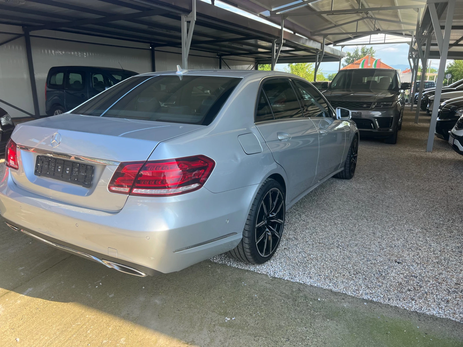 Mercedes-Benz E 350 Германия перфект, снимка 8 - Автомобили и джипове - 54814251