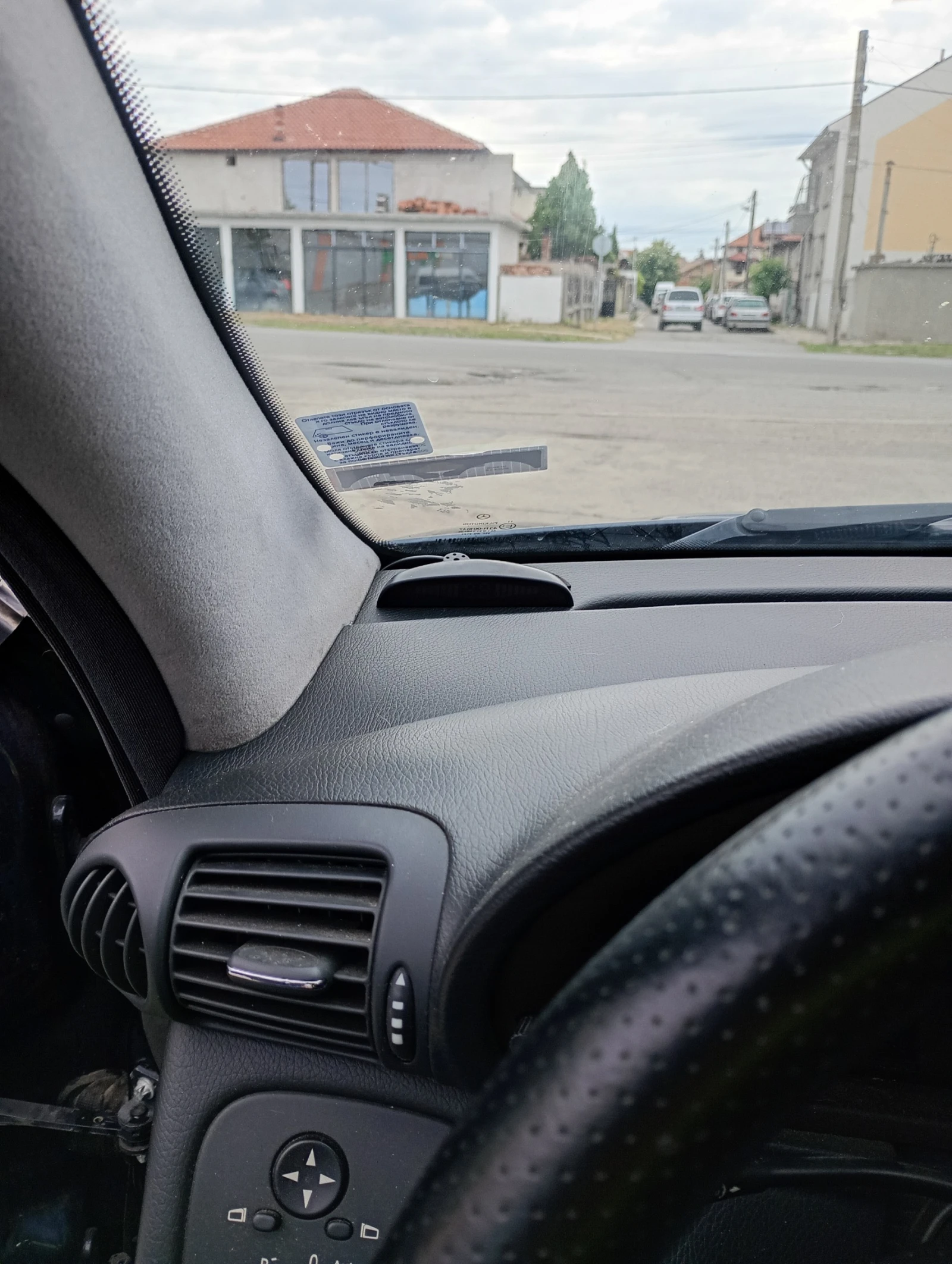 Mercedes-Benz C 220, снимка 14 - Автомобили и джипове - 54931539