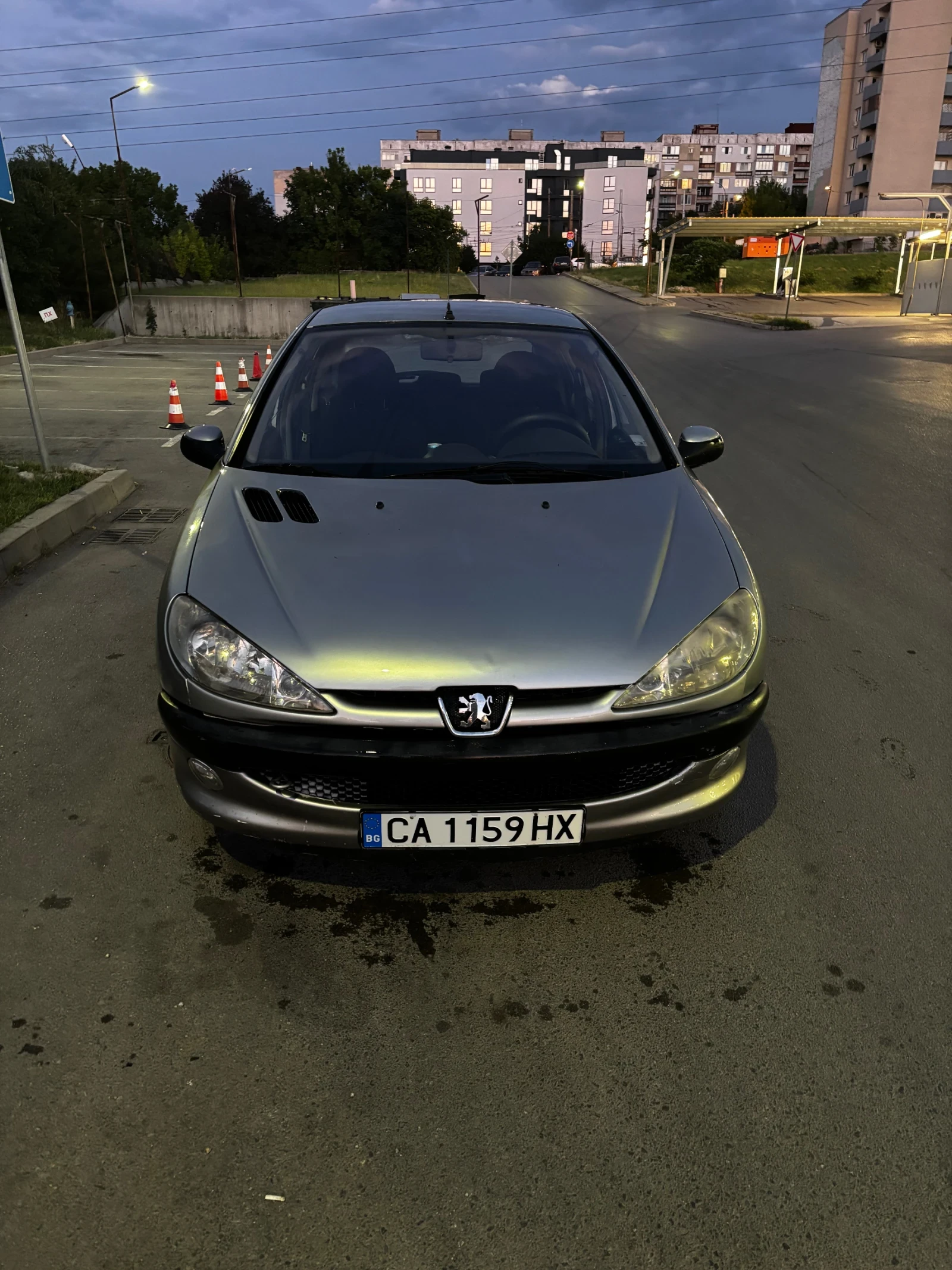 Peugeot 206