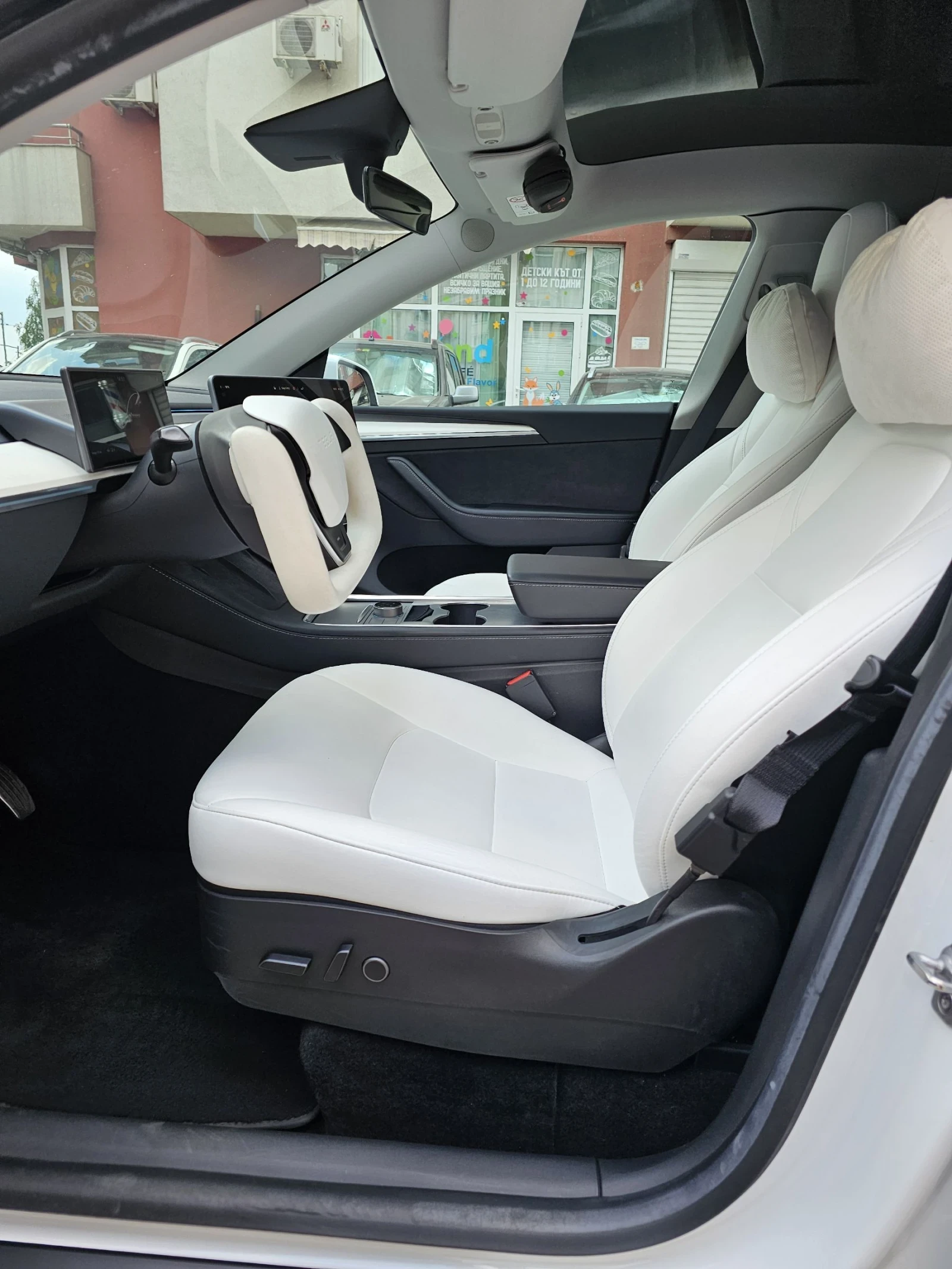 Tesla Model Y Long Range Dual Motor, снимка 6 - Автомобили и джипове - 55327897