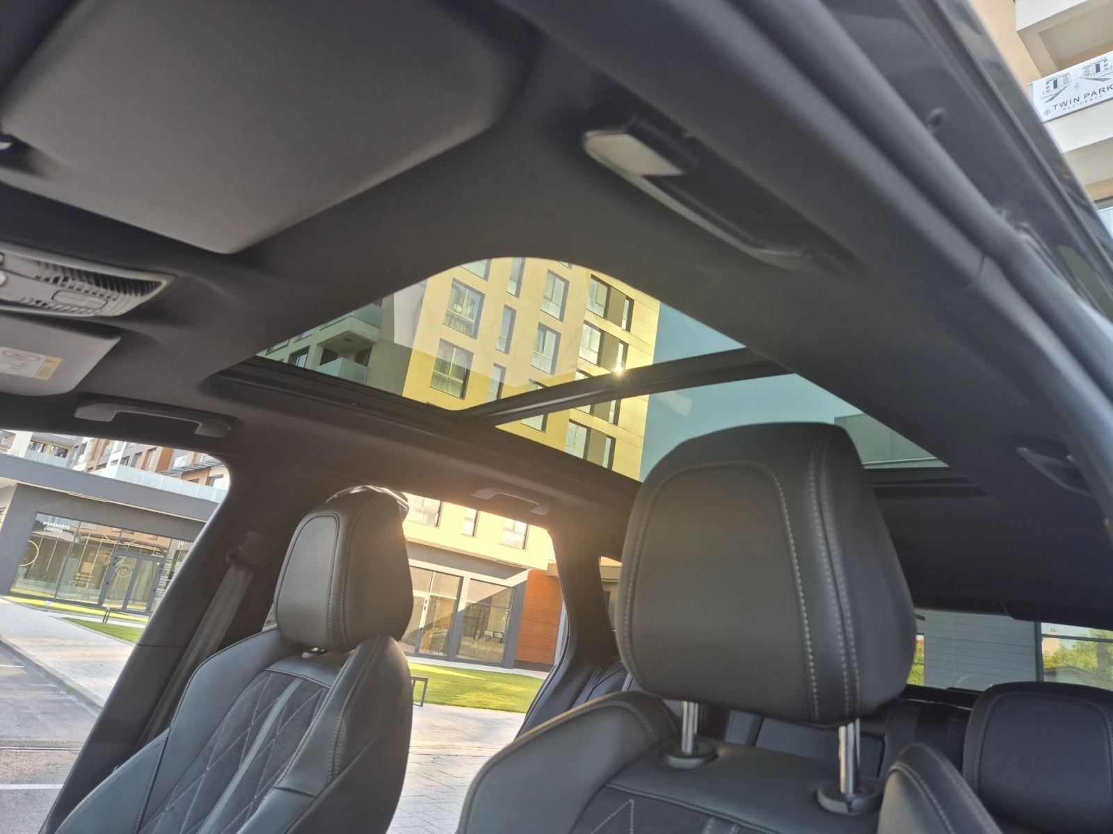 Peugeot 3008 2.0 Blue-HDI GT LINE 8 СКОРОСТИ  360 камери  Панор, снимка 16 - Автомобили и джипове - 55468063