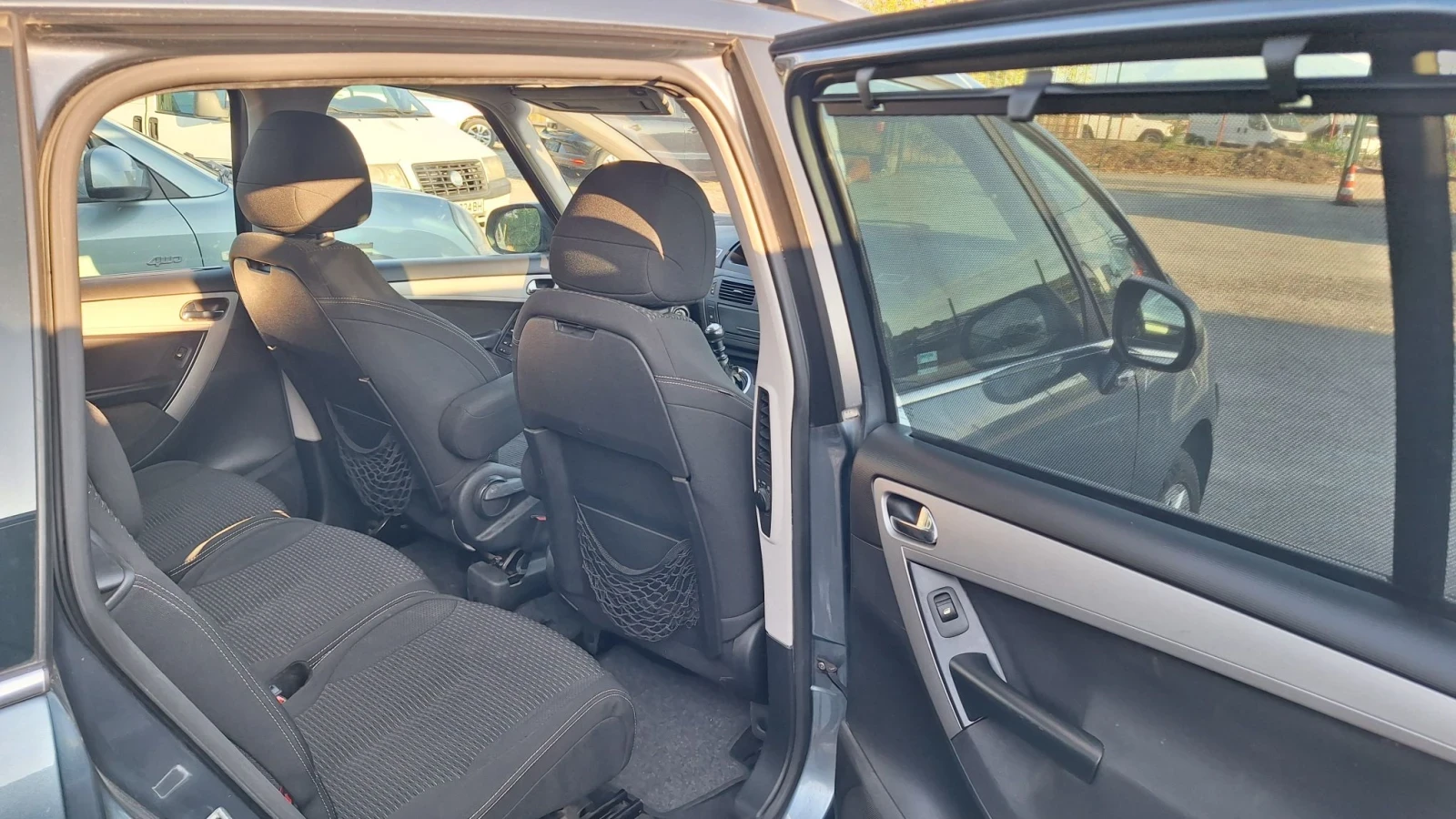 Citroen C4 Picasso Grand 7 места Facelift Euro5 , снимка 7 - Автомобили и джипове - 55717457