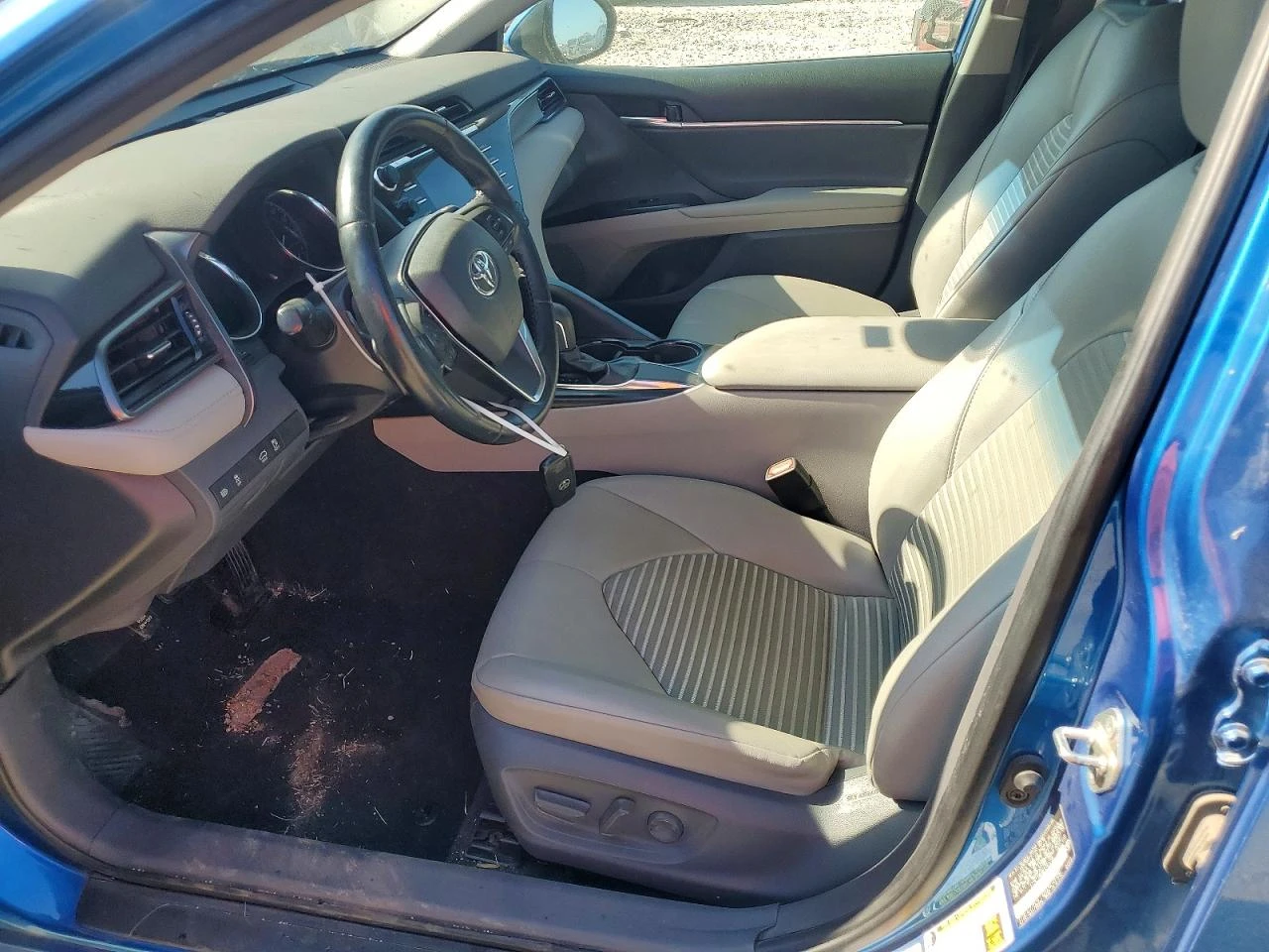 Toyota Camry 2.5l Se, снимка 7 - Автомобили и джипове - 56202573