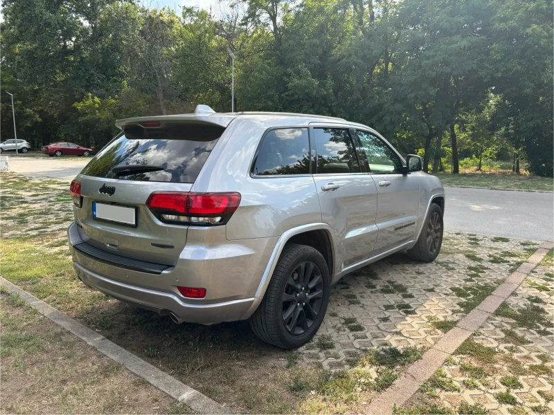 Jeep Grand cherokee, снимка 4 - Автомобили и джипове - 47451012