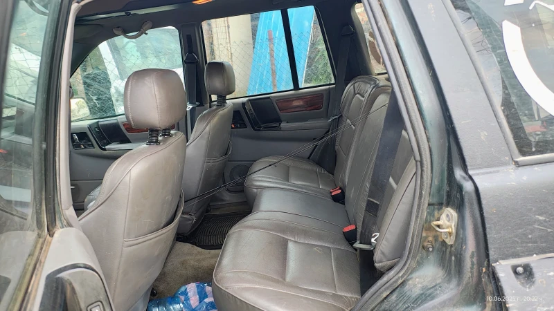 Jeep Grand cherokee 5.2 L ръчка, газ, снимка 5 - Автомобили и джипове - 52751686